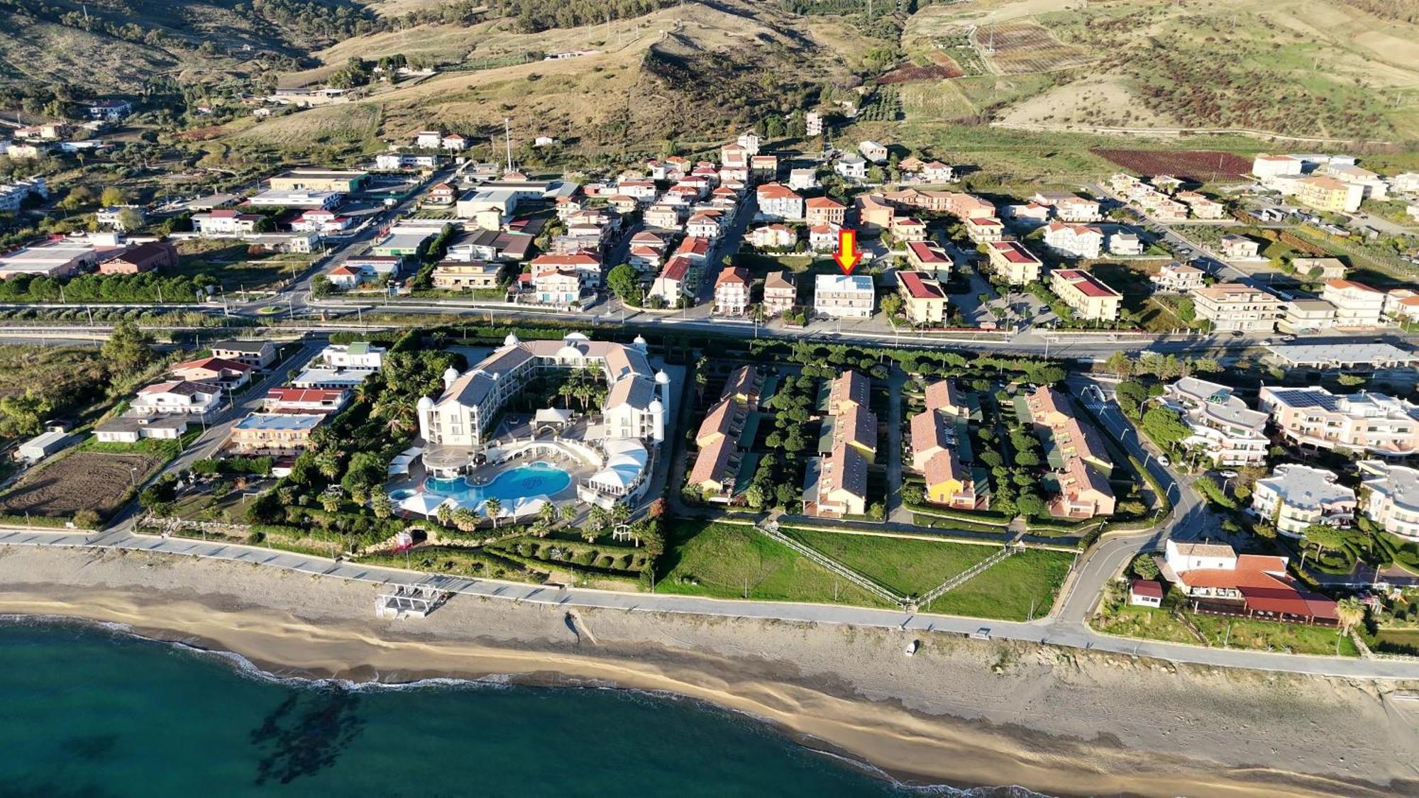 Red'S Apartments Torre Melissa Buitenkant foto